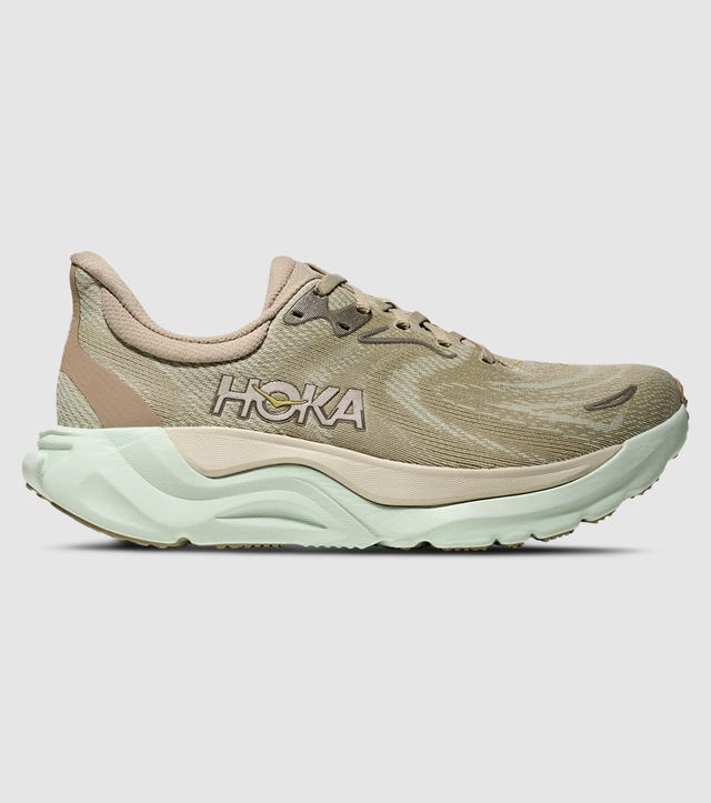 HOKA ARAHI WOMENS OYSTER MUSHROOM TRUFFLE SALT The Athlete's Foot