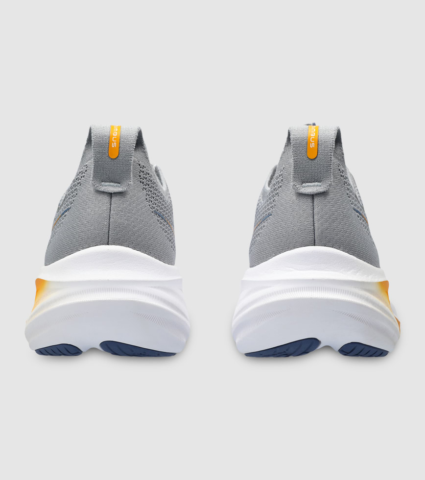 Asics nimbus sp store