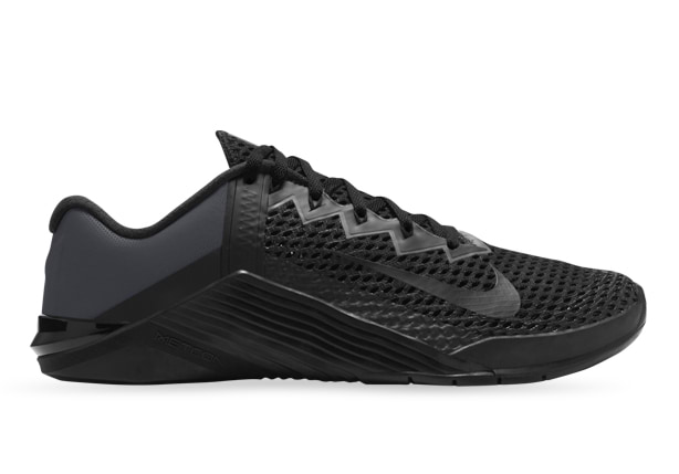 All black metcon 2025