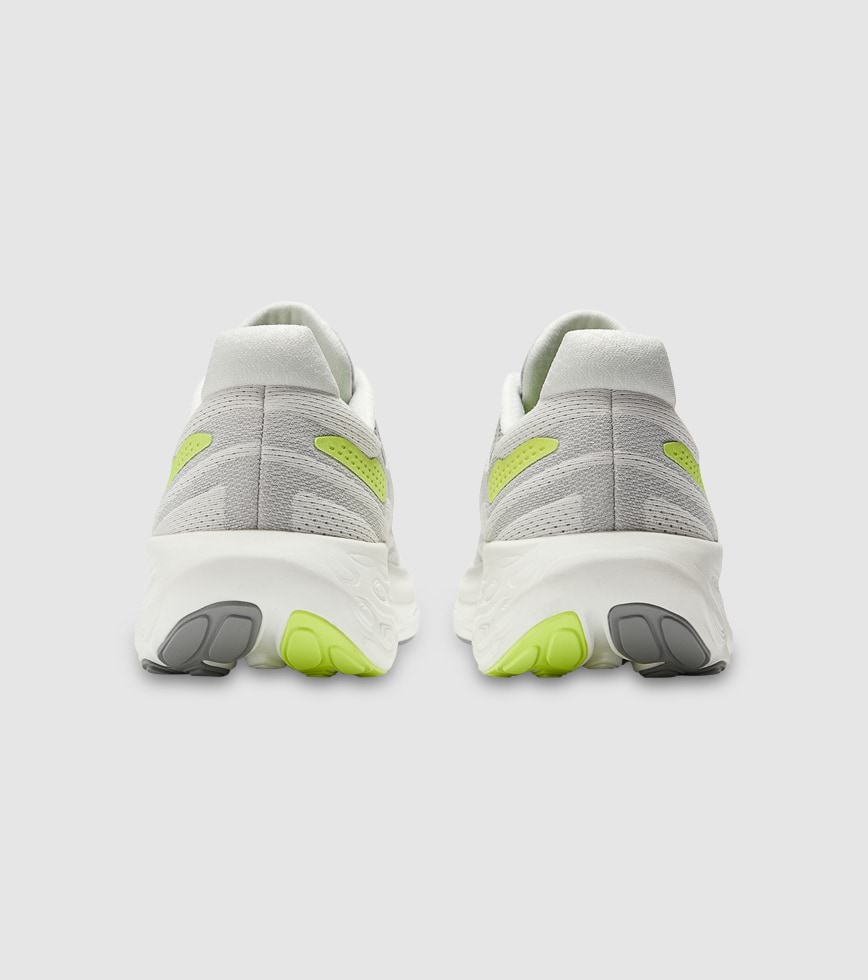 Asics nimbus 21 vs new balance 1080 v9 online