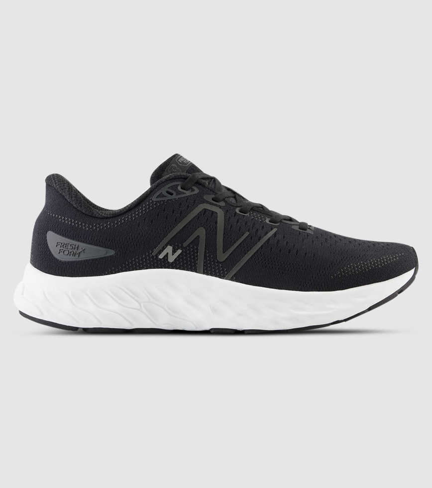 New balance fresh foam 18 2e hotsell