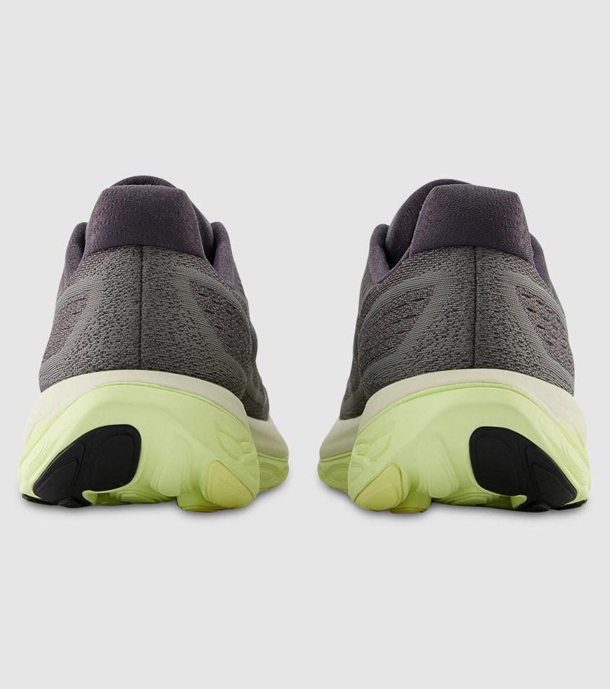 New balance mvngo hot sale