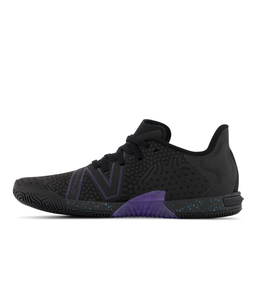 NEW BALANCE MINIMUS TRAINER WOMENS BLACK The Athlete s Foot