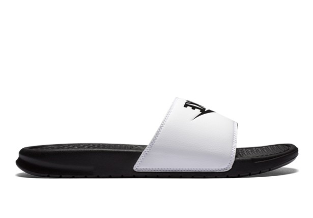 Nike benassi slides nz on sale