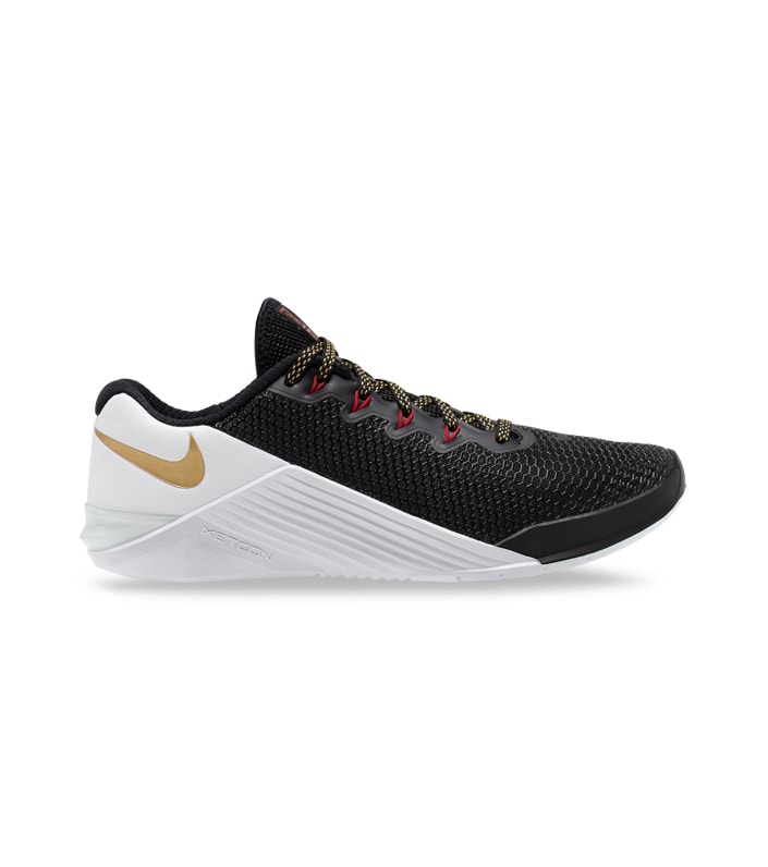 NIKE METCON 5 WOMENS BLACK METALLIC GOLD-WHITE-UNIVERSITY RED
