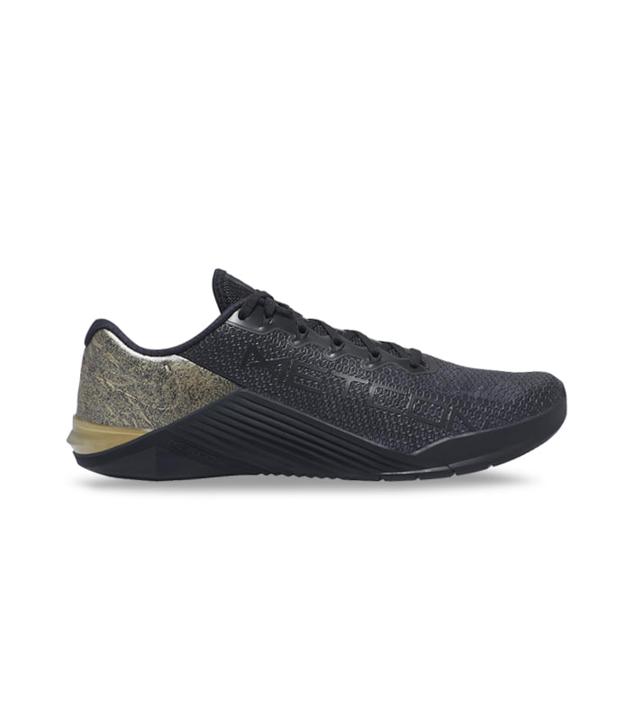 NIKE METCON 5 X MENS BLACK METALLIC GOLD-BLACK