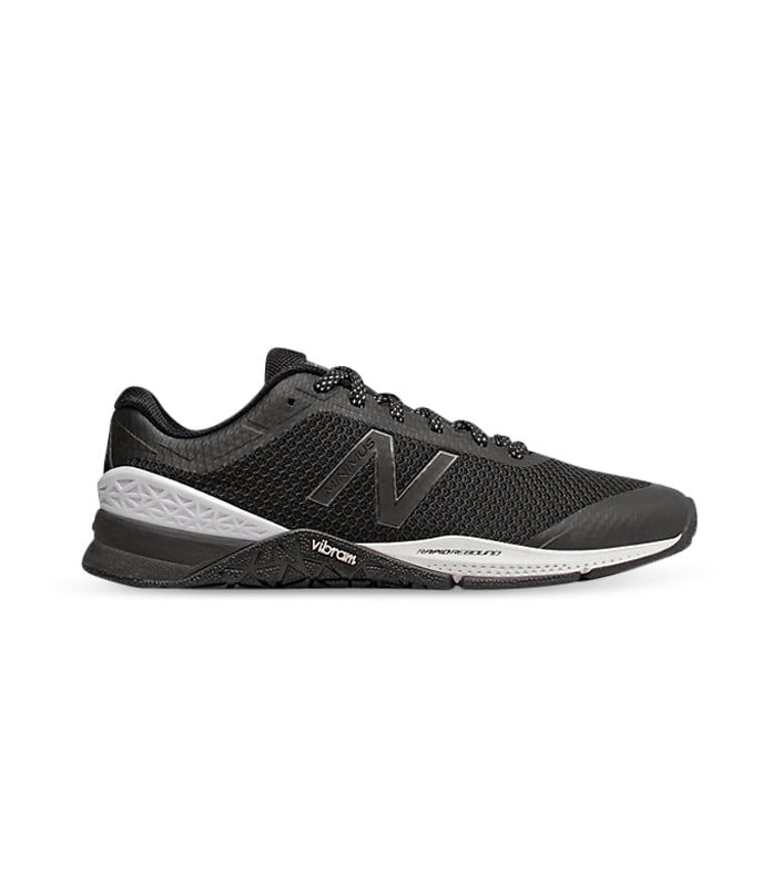 NEW BALANCE MINIMUS 40 MENS BLACK