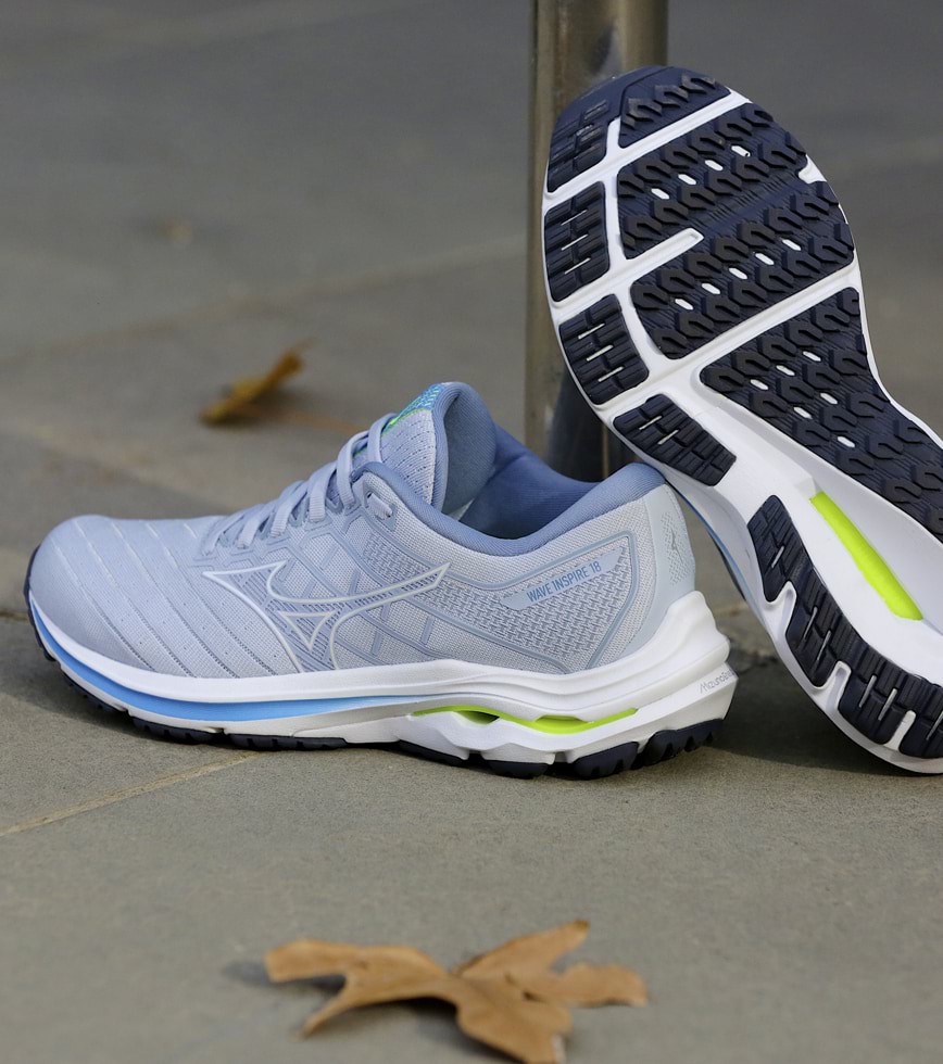 Mizuno wave best sale runner 18 grey