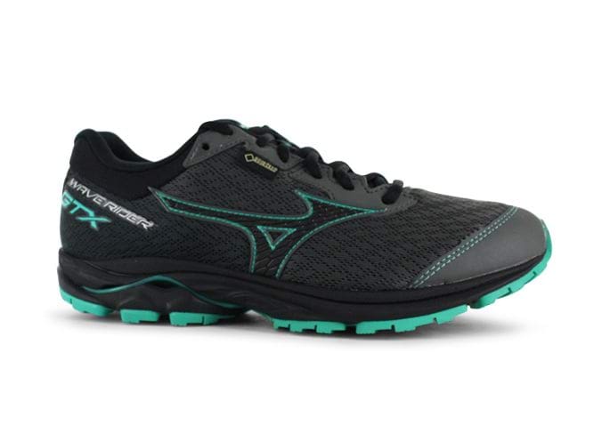 mizuno wave runner 22