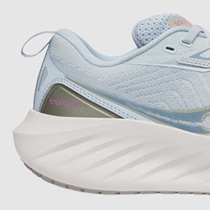 SAUCONY TRIUMPH 22 (D WIDE) WOMENS VAPOUR MOON The Athlete's Foot