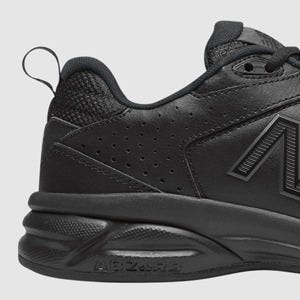 NEW BALANCE 624 V5 WOMENS BLACKBLACK (911) The Athlete's Foot