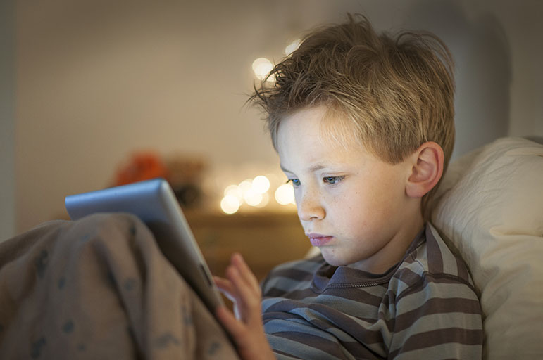 MAINTAIN CONTROL OF SCREEN TIME FOR KIDS