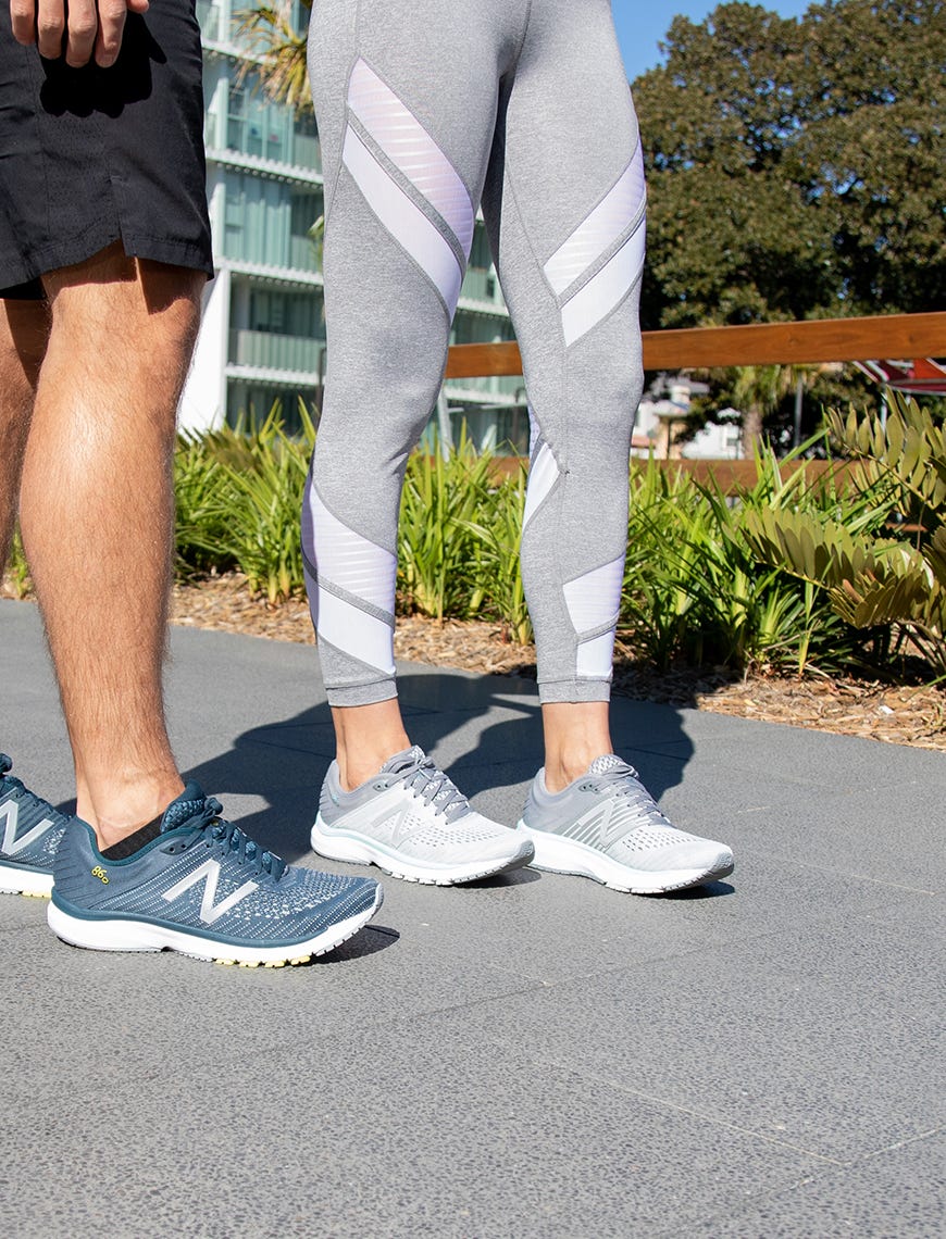 New Balance 860 v10