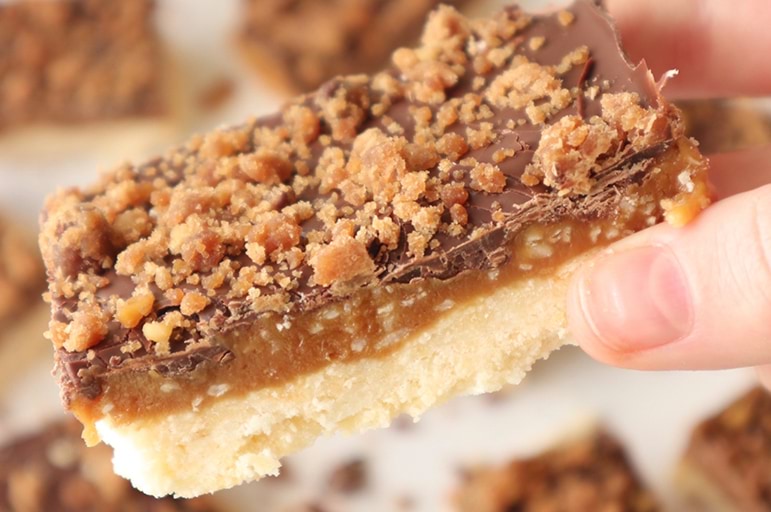 Peanut Butter Slice